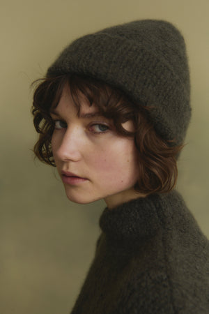 Igloo, dark green cashmere and silk beanie