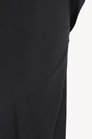 Irena, vestido halter de crepe de seda blue nero
