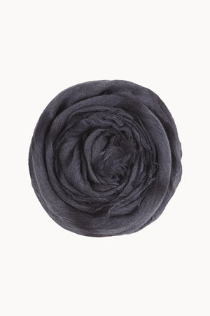 Iris, maltinto blue scarf