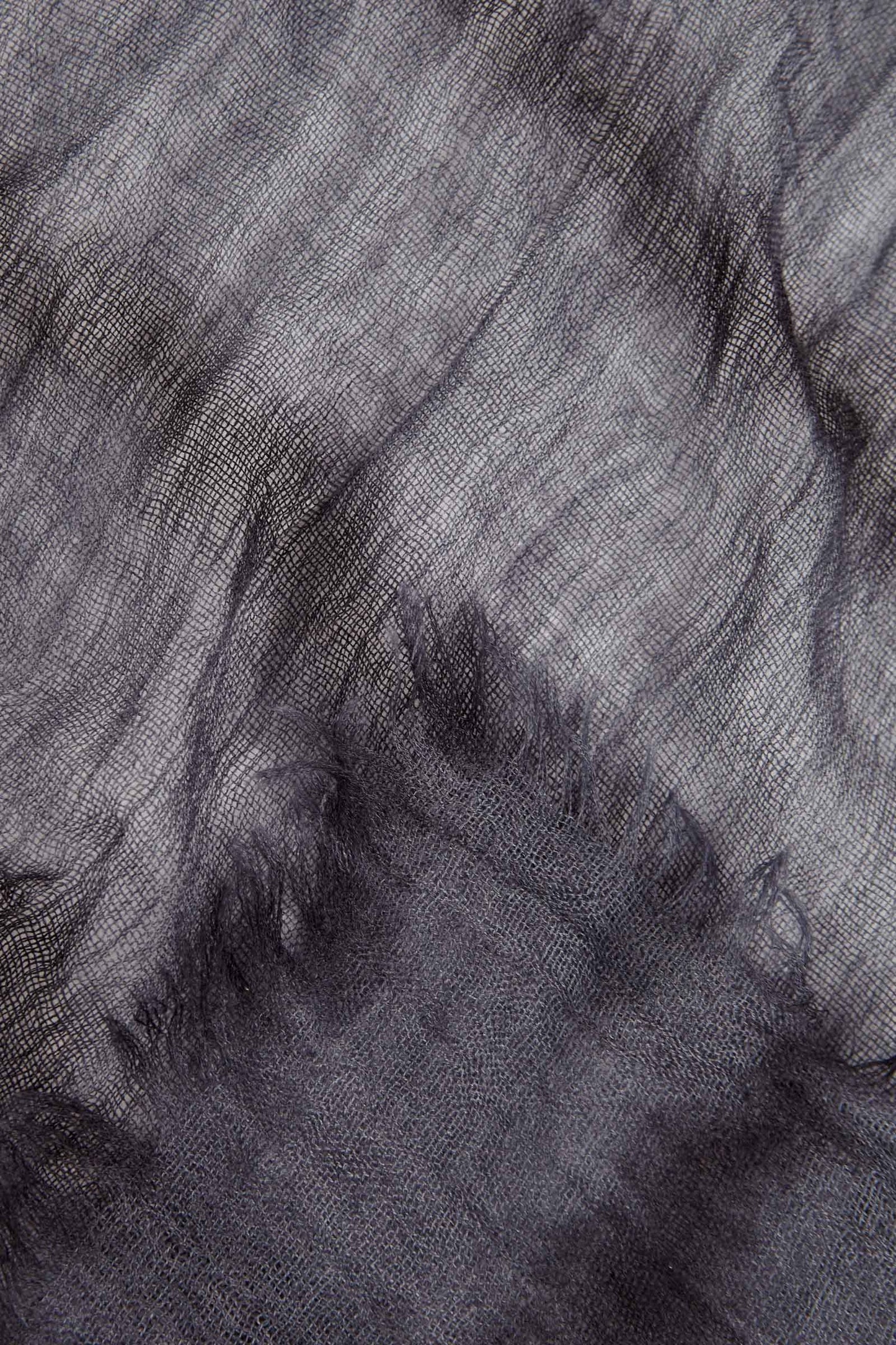 Iris, maltinto blue scarf