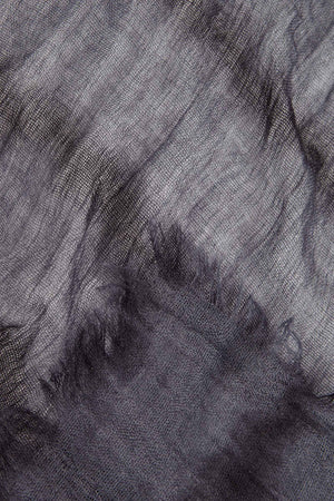 Iris, maltinto blue scarf