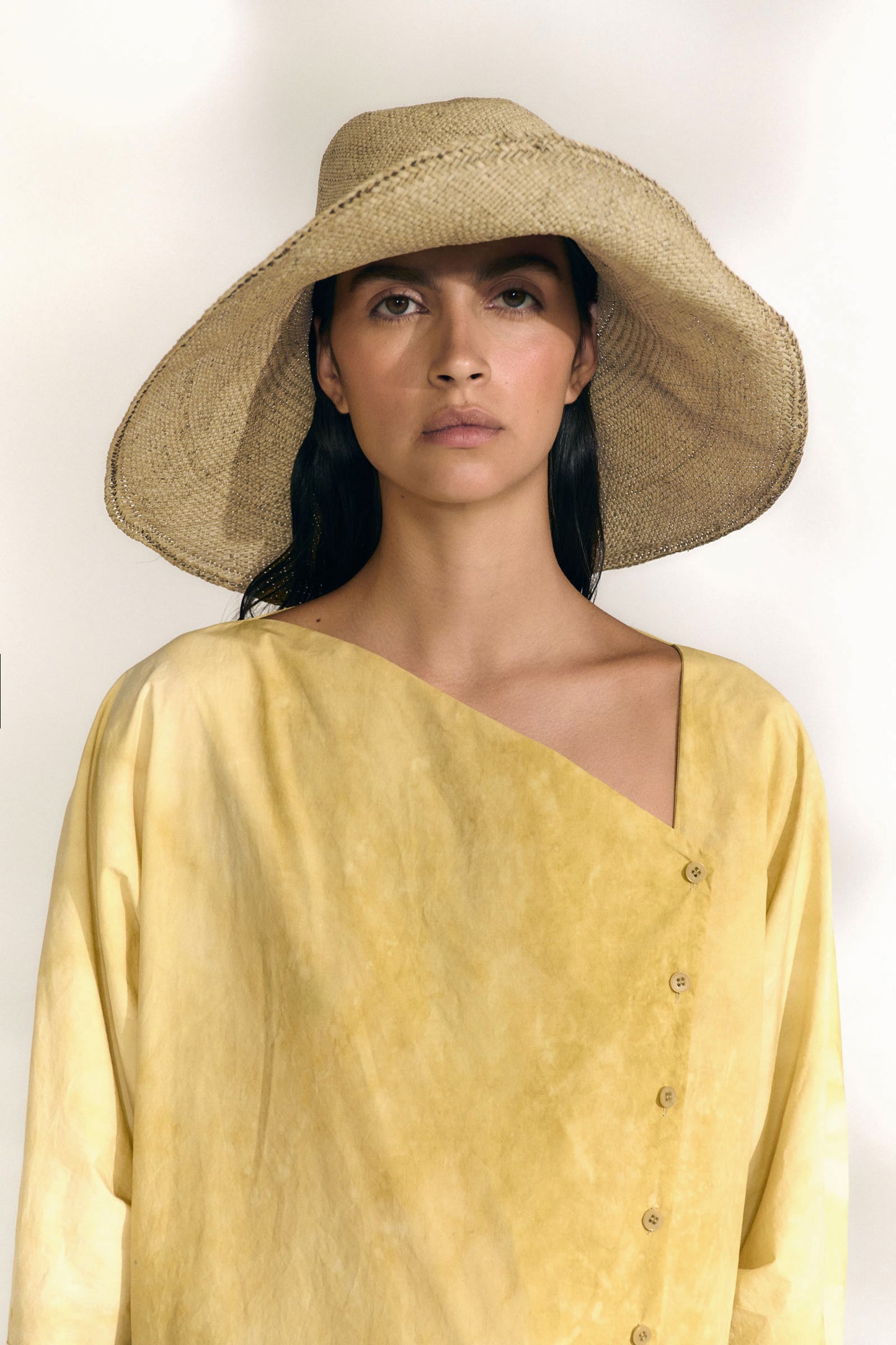 Gaia, fade beige mares straw hat