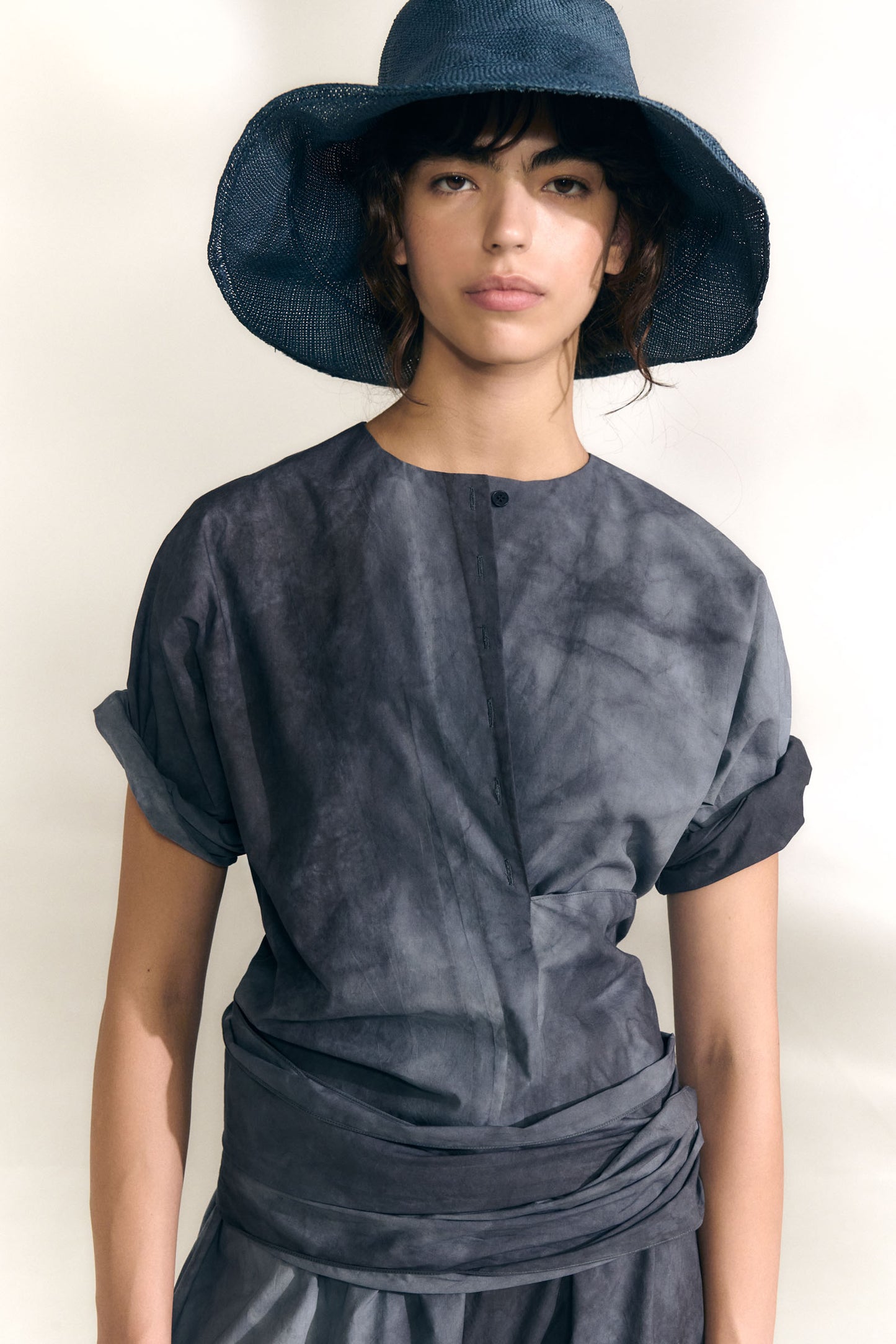 Isla, camisa de popelin de algodon azul marino maltinto