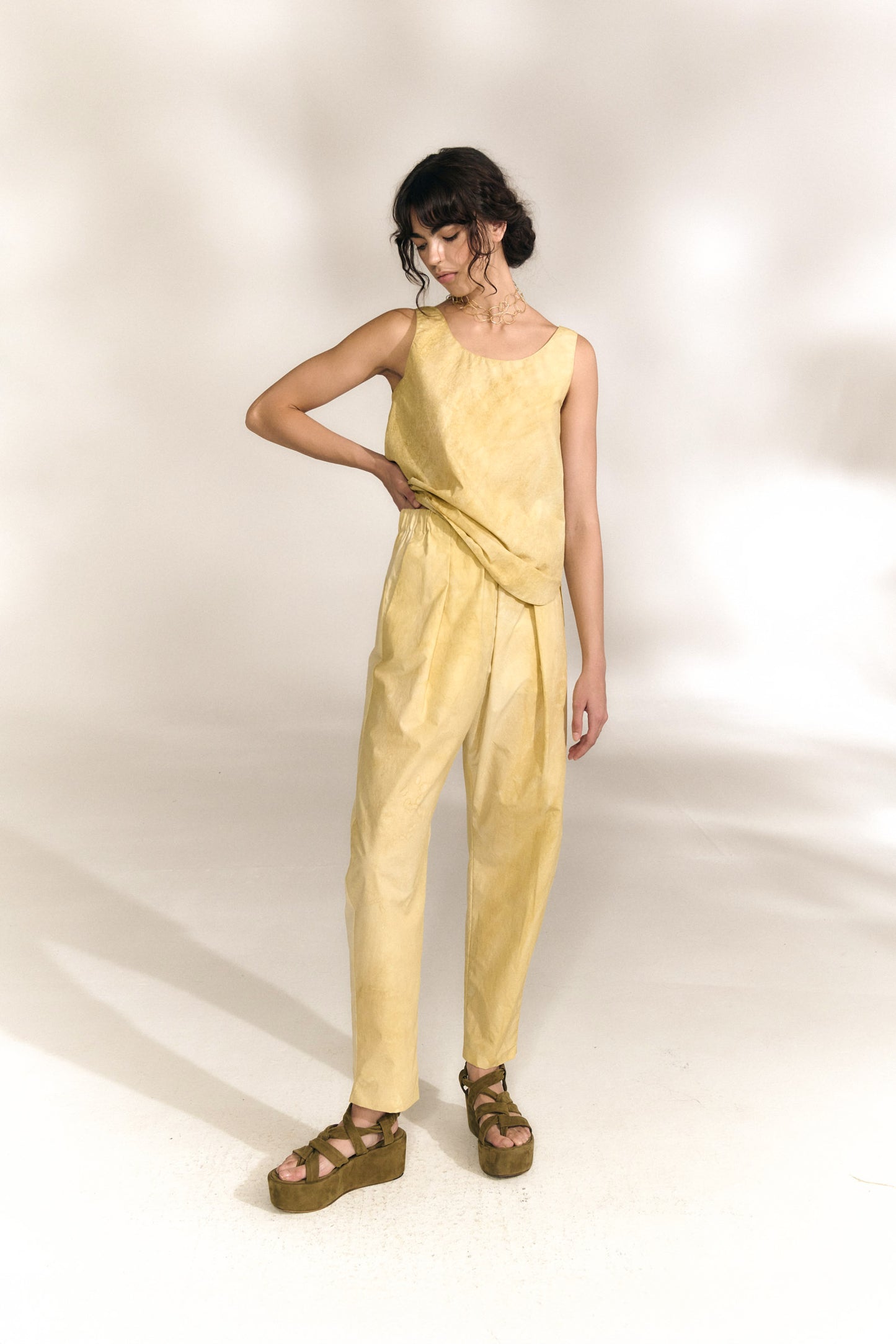 Yoko, pantalon beige mares maltinto