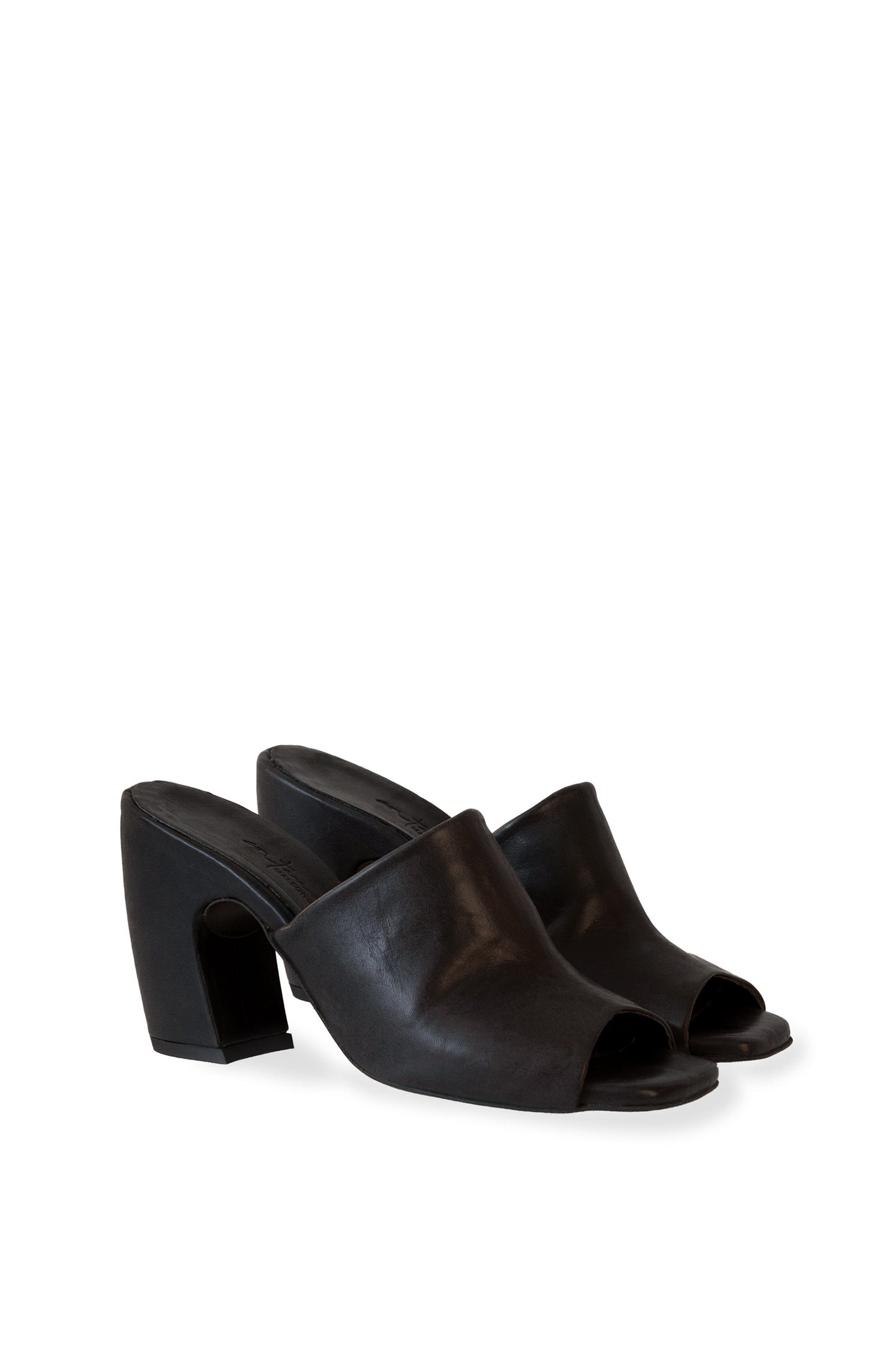 Janis, black leather mules