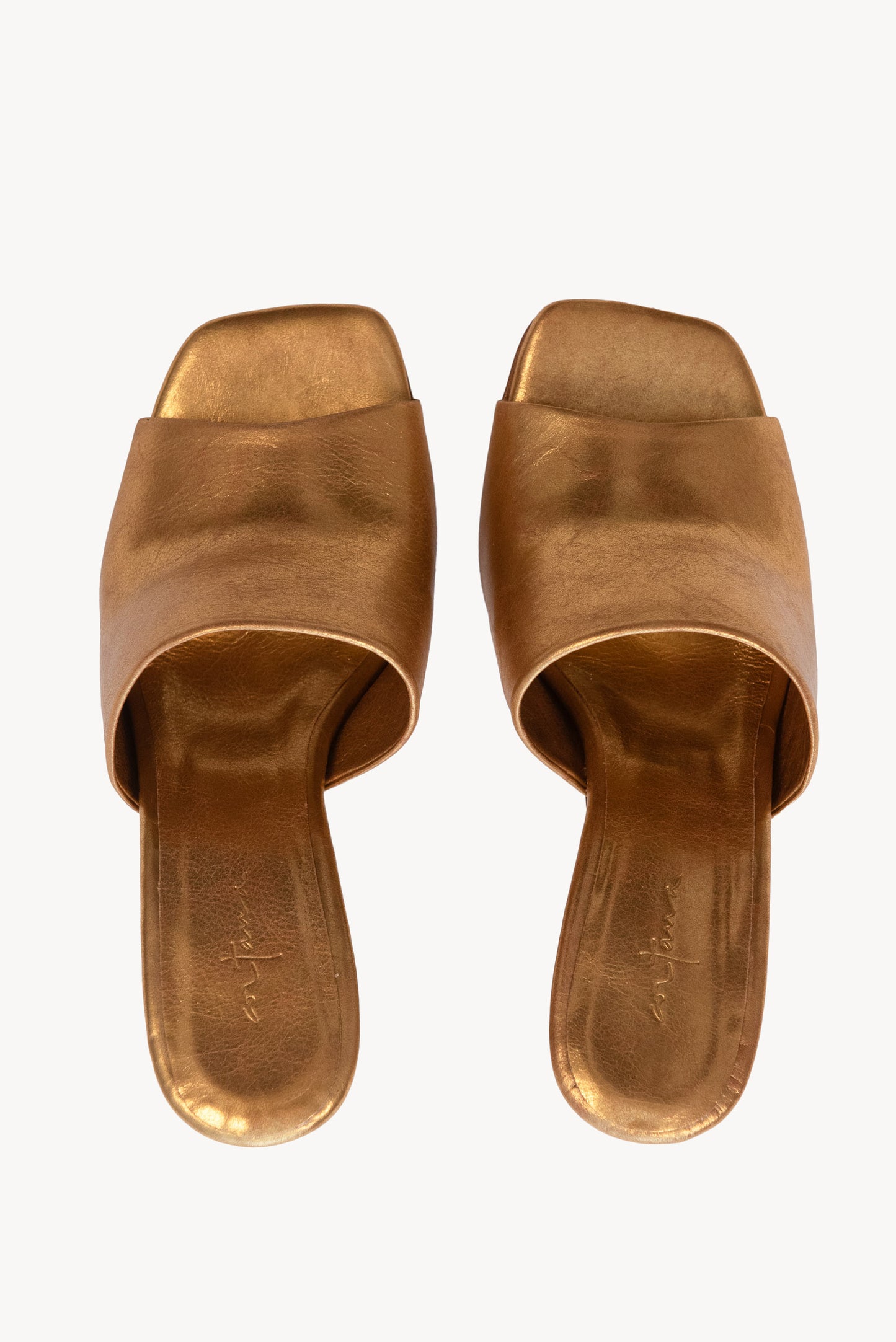 Janis, mules en dorado