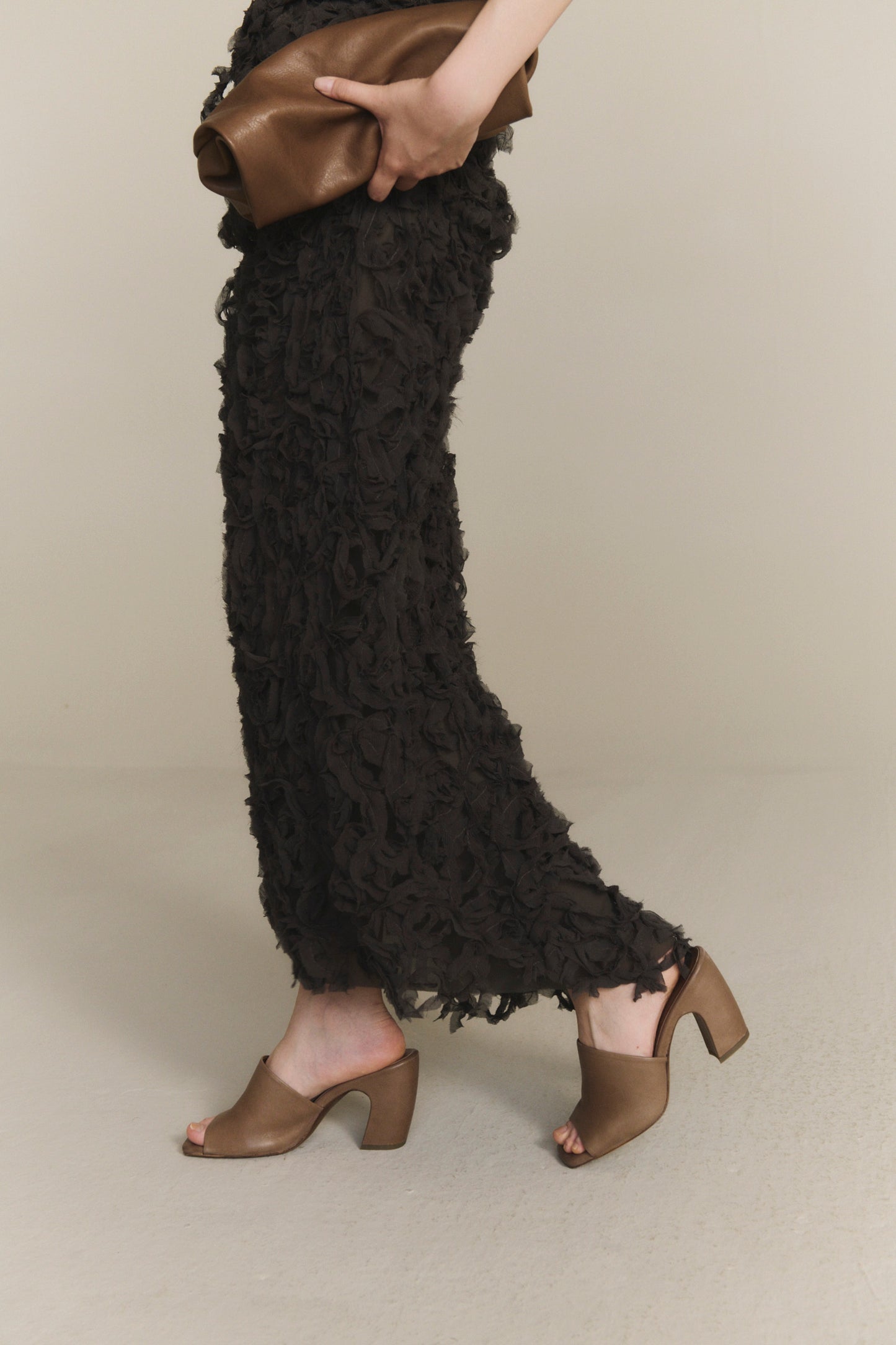 Janis, mocha beige leather mules