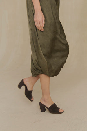 Janis, café suede mules