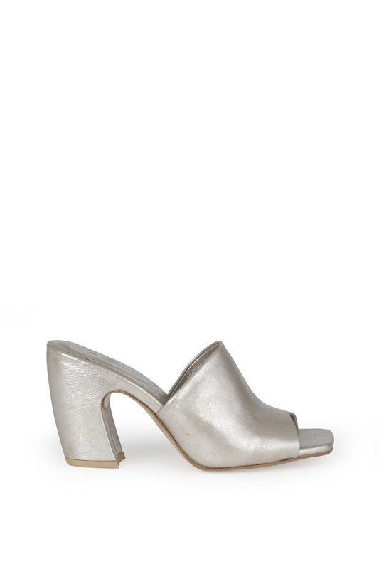 Janis, mules in silver white