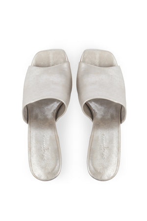 Janis, mules in silver white