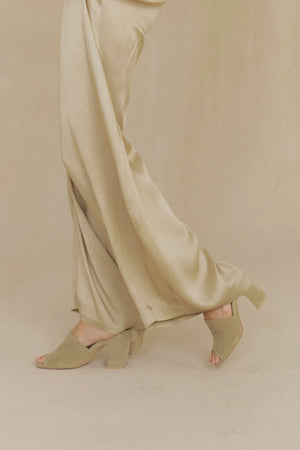 Janis, dark beige suede mules