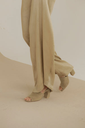 Janis, dark beige suede mules