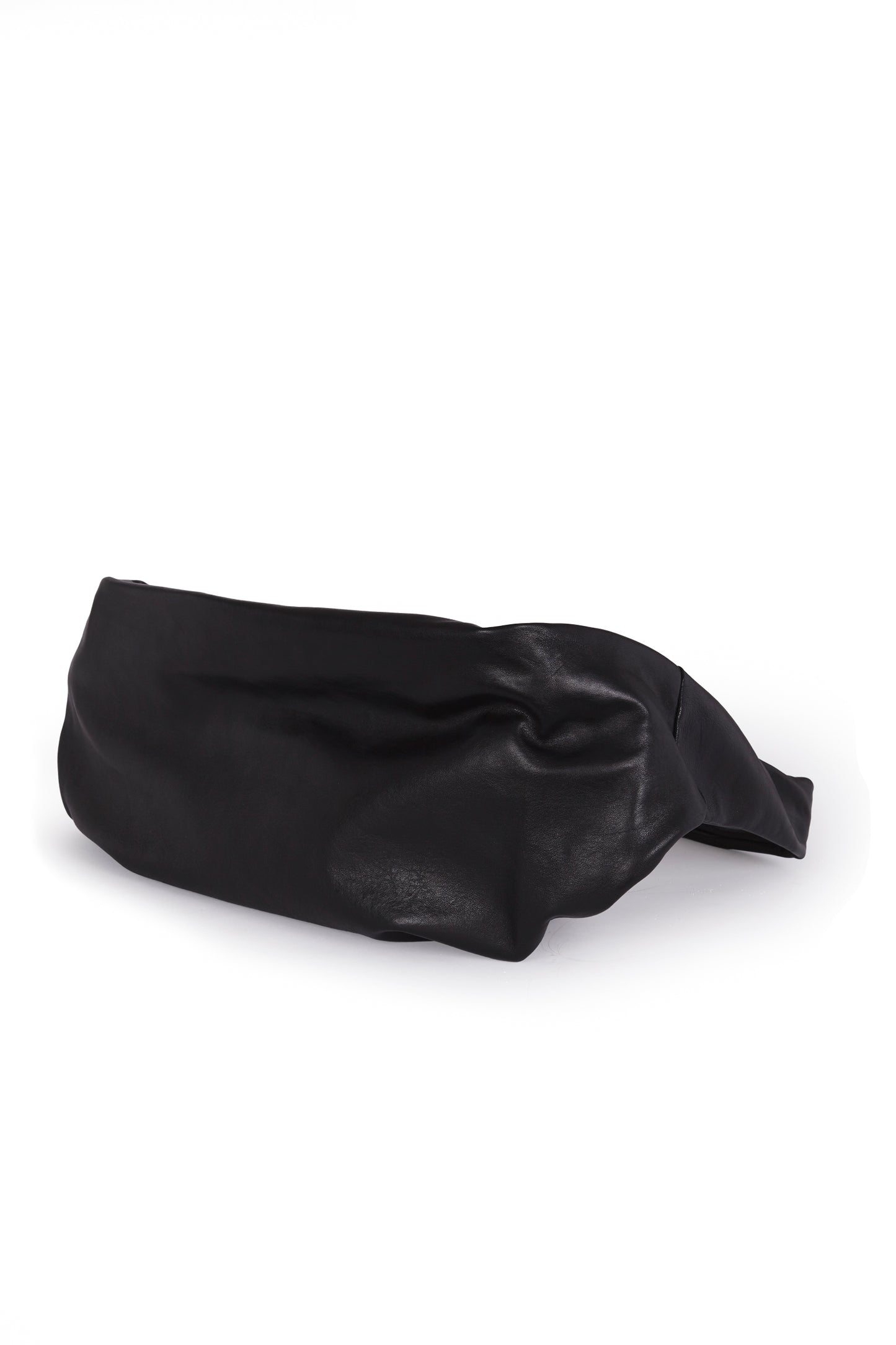 Jin L, black leather fanny pack