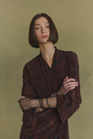 Mito, olive silk tulle mittens 