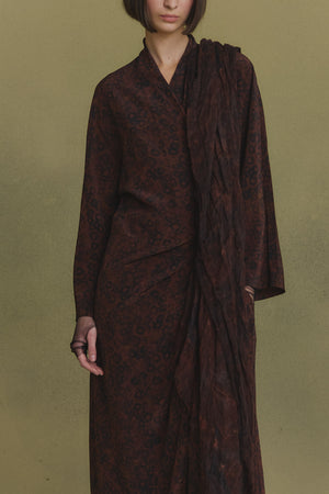 Cuento, burgundy and dark blue foulard