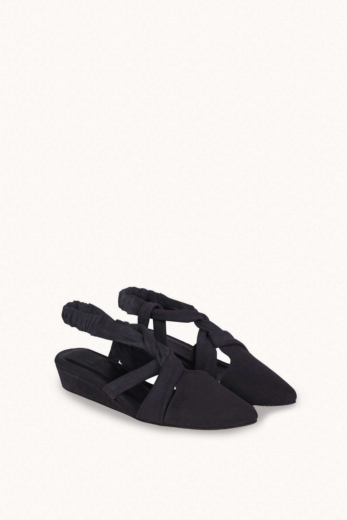 Knot, zapato de punta grafito