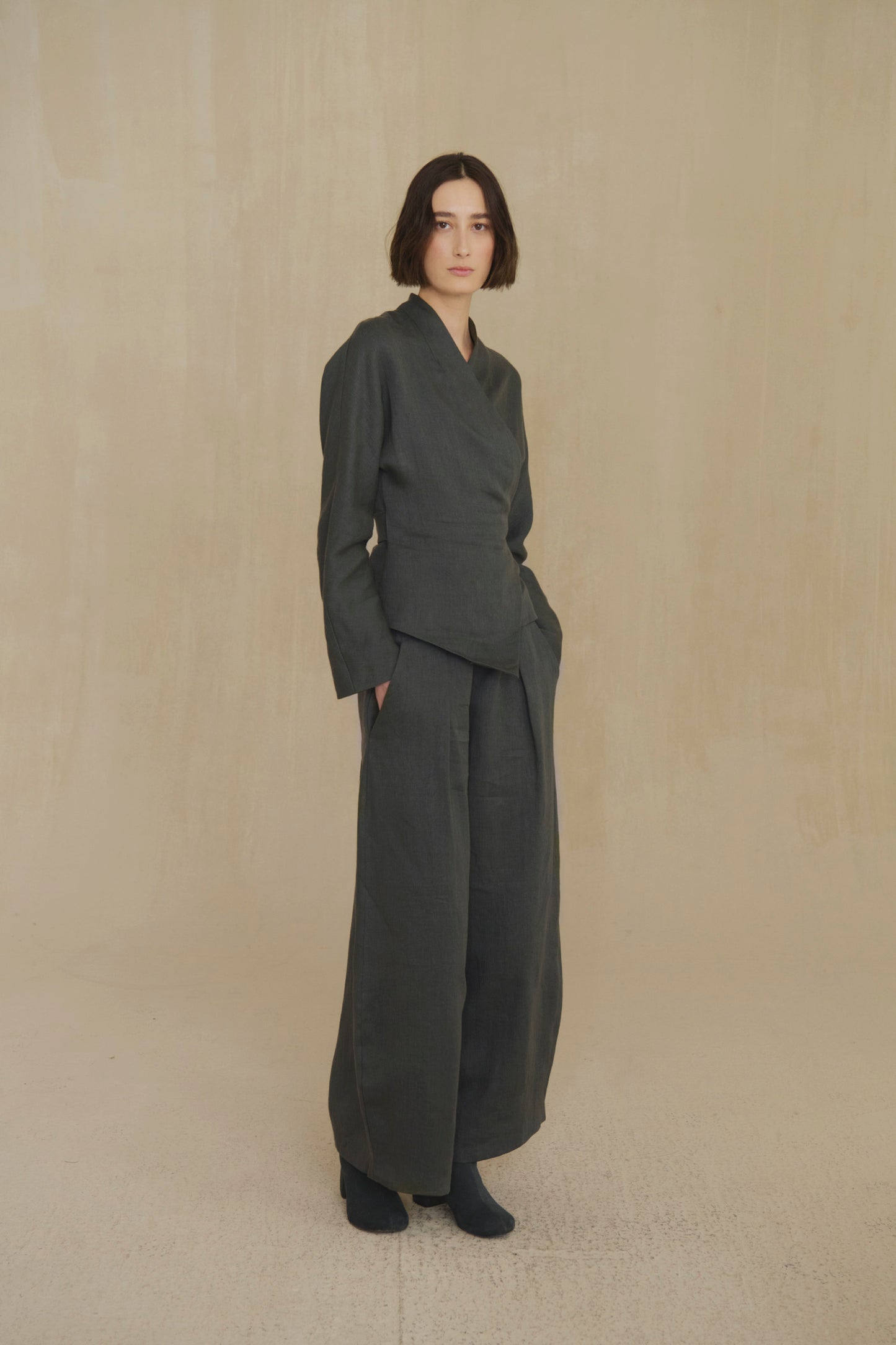 Kyo, sand linen and wool jacket