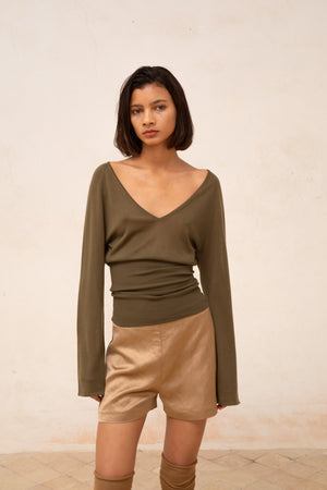 Liana, graphite cashmere top