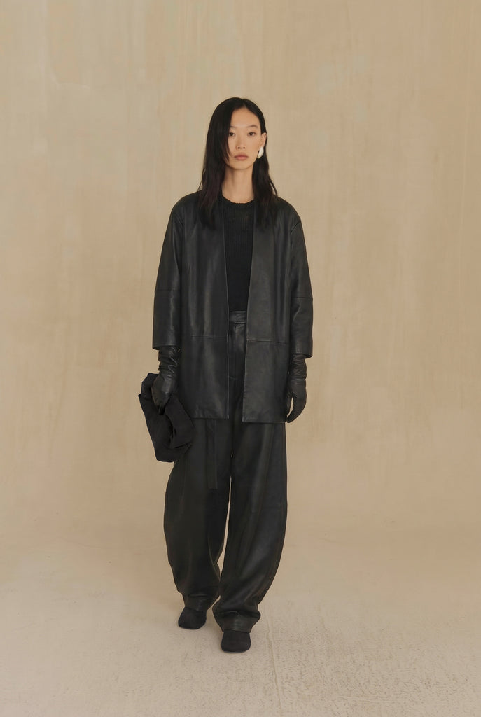 Lira leather, abrigo de piel negro