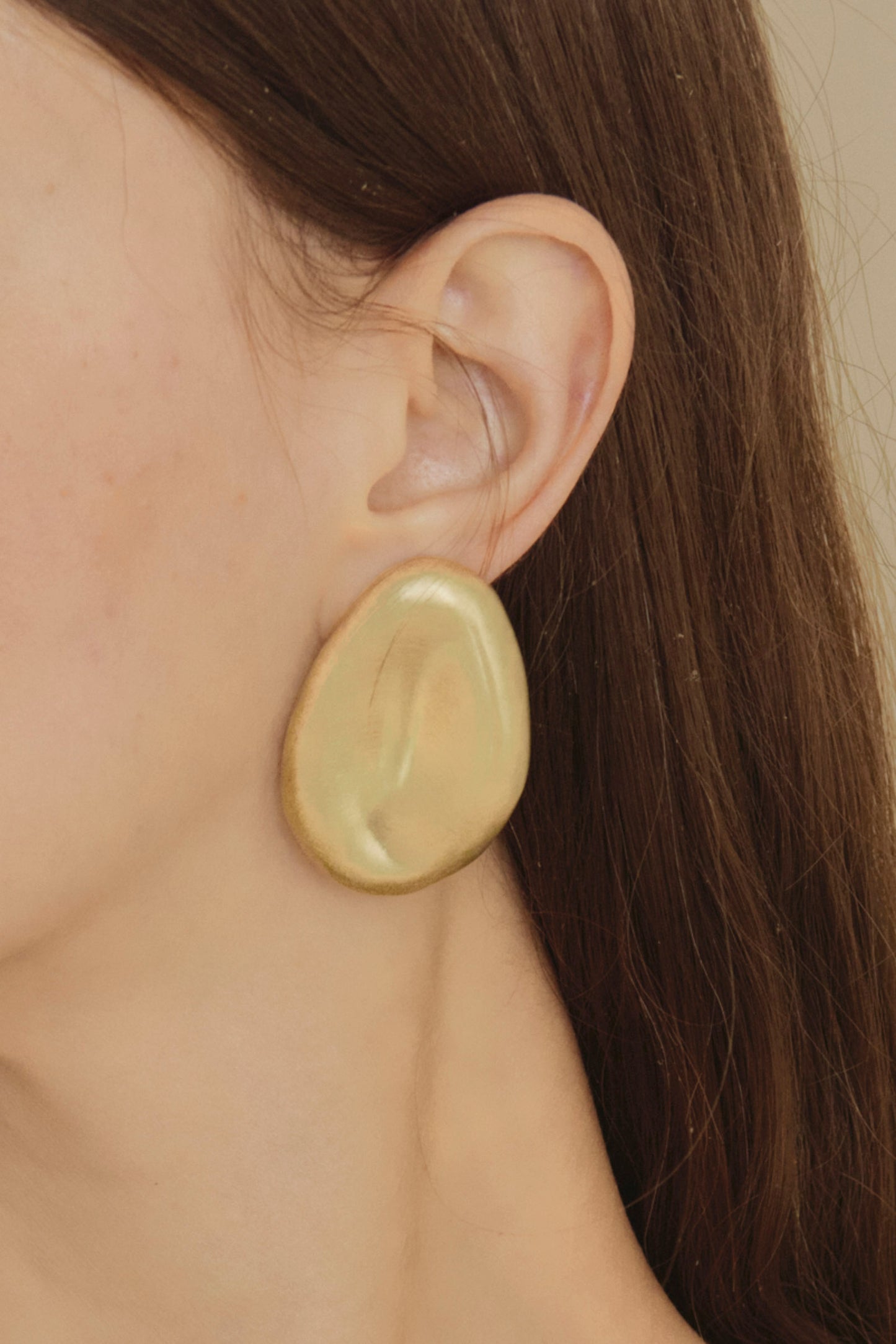 Lucia M, pendientes dorados