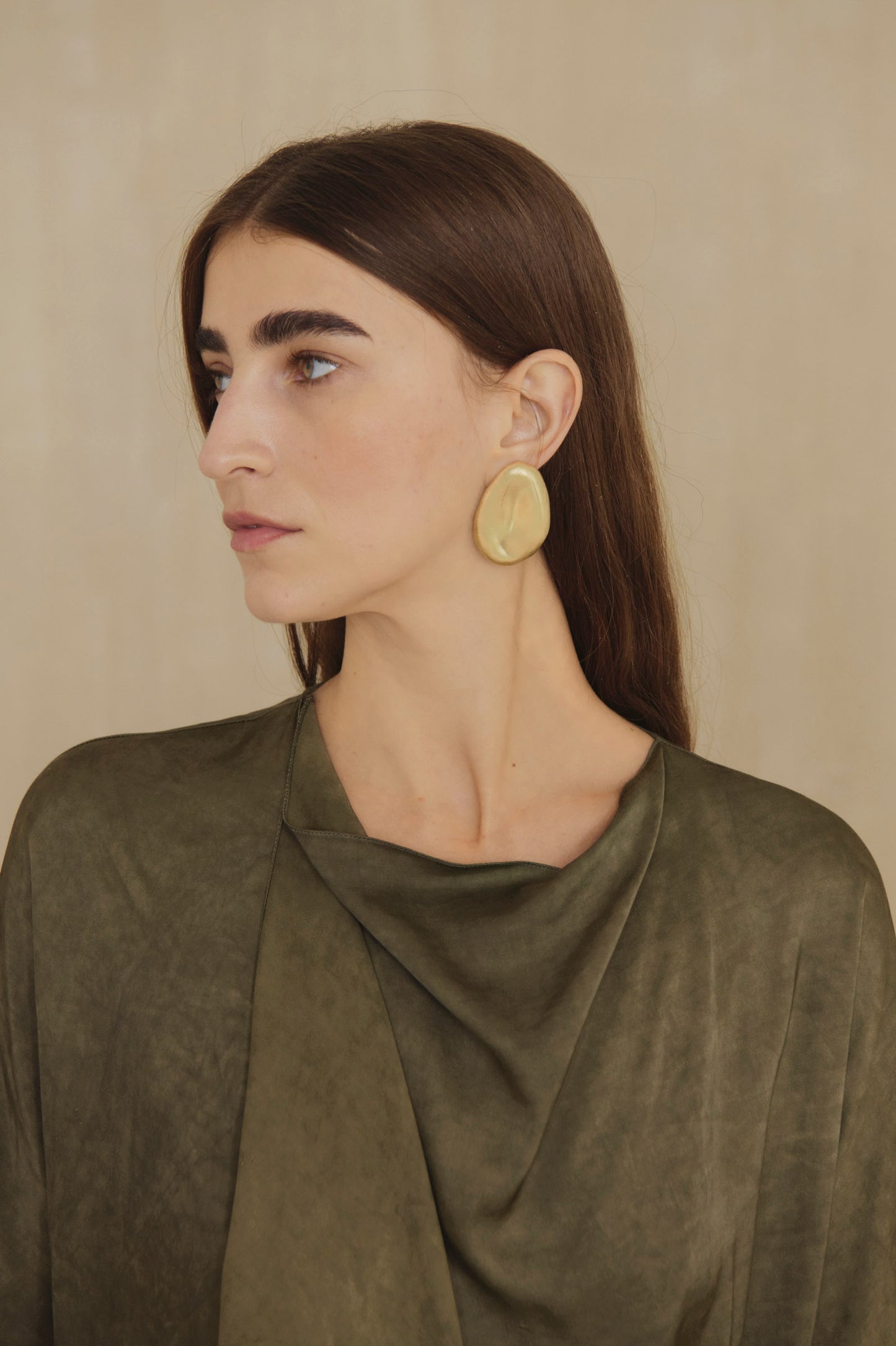 Lucia M, pendientes dorados