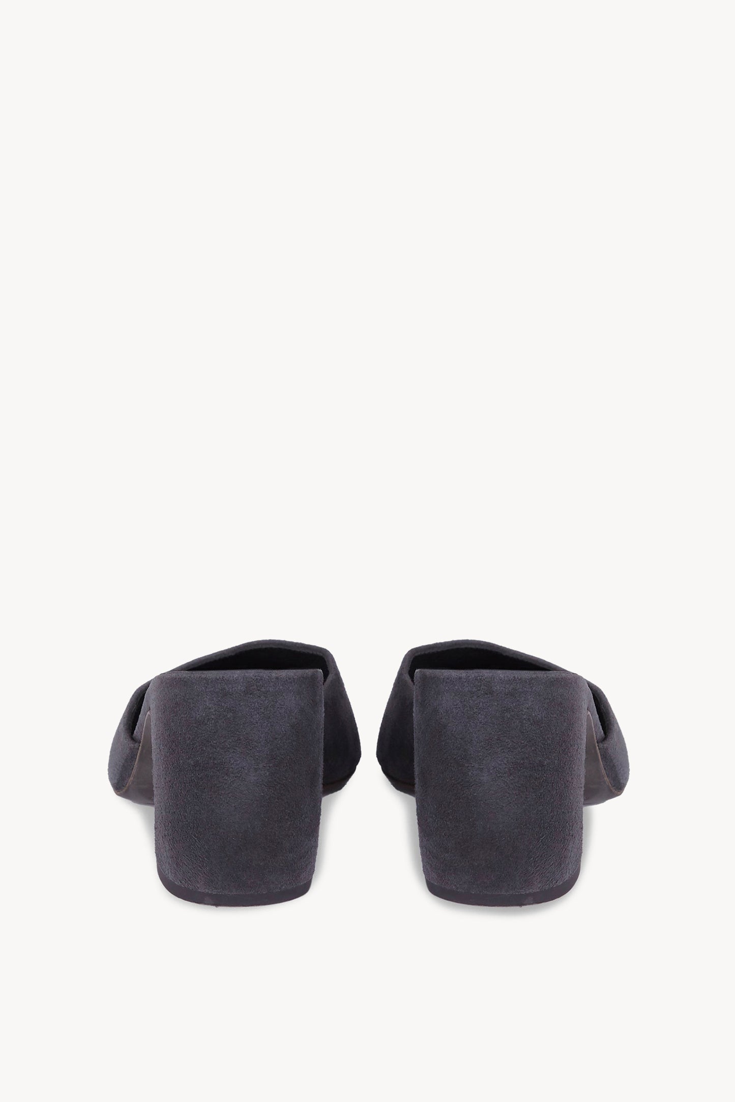 Luna, mule en ante grafito