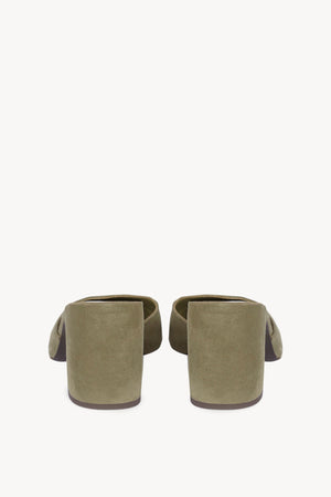 Luna, mule en ante verde mate