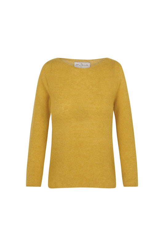 Lyn, yellow jumper in an alpaca, cashmere and silk blend