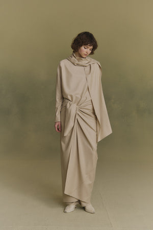 Fabula, beige virgin wool top