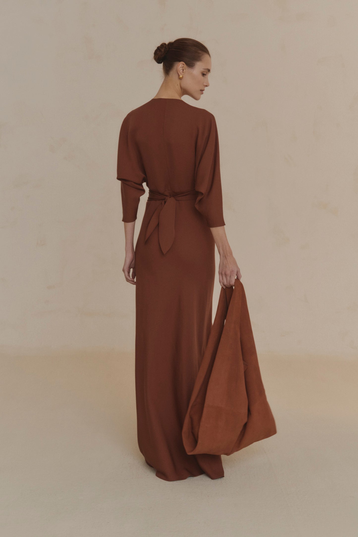 U XL, terracota suede bag