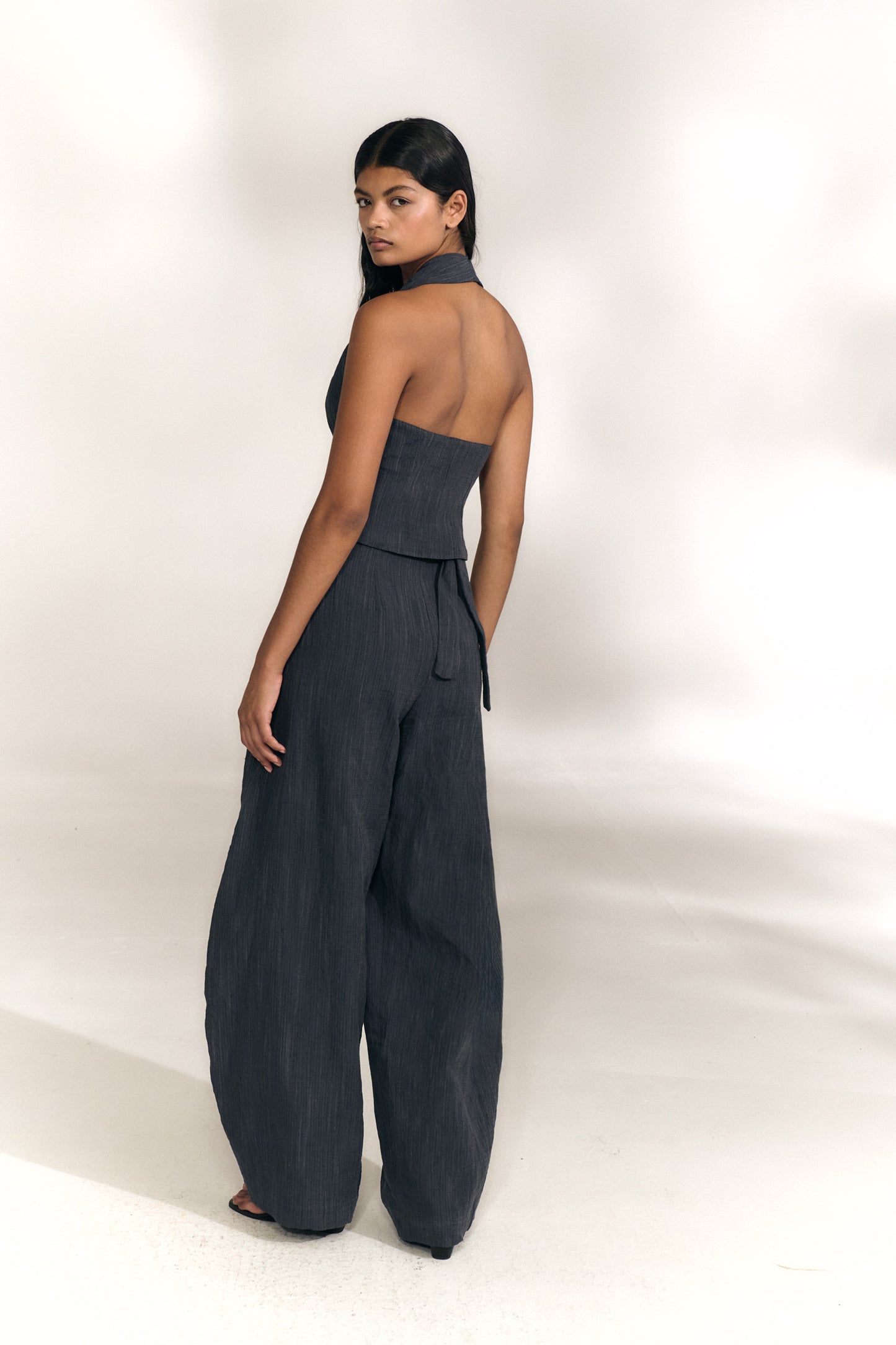 Marina, chaleco halter denim oscuro