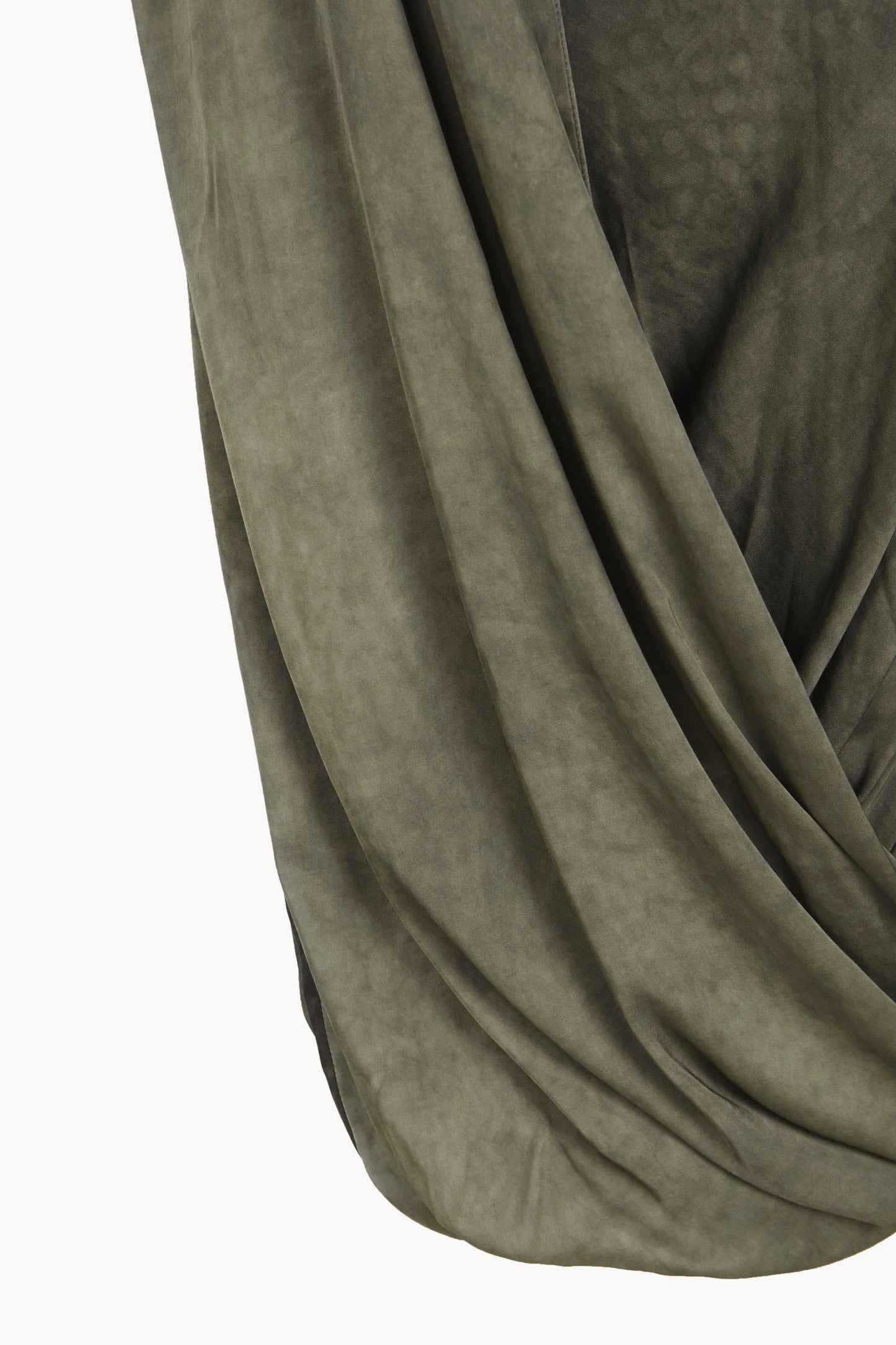 Mars, vestido midi verde maltinto