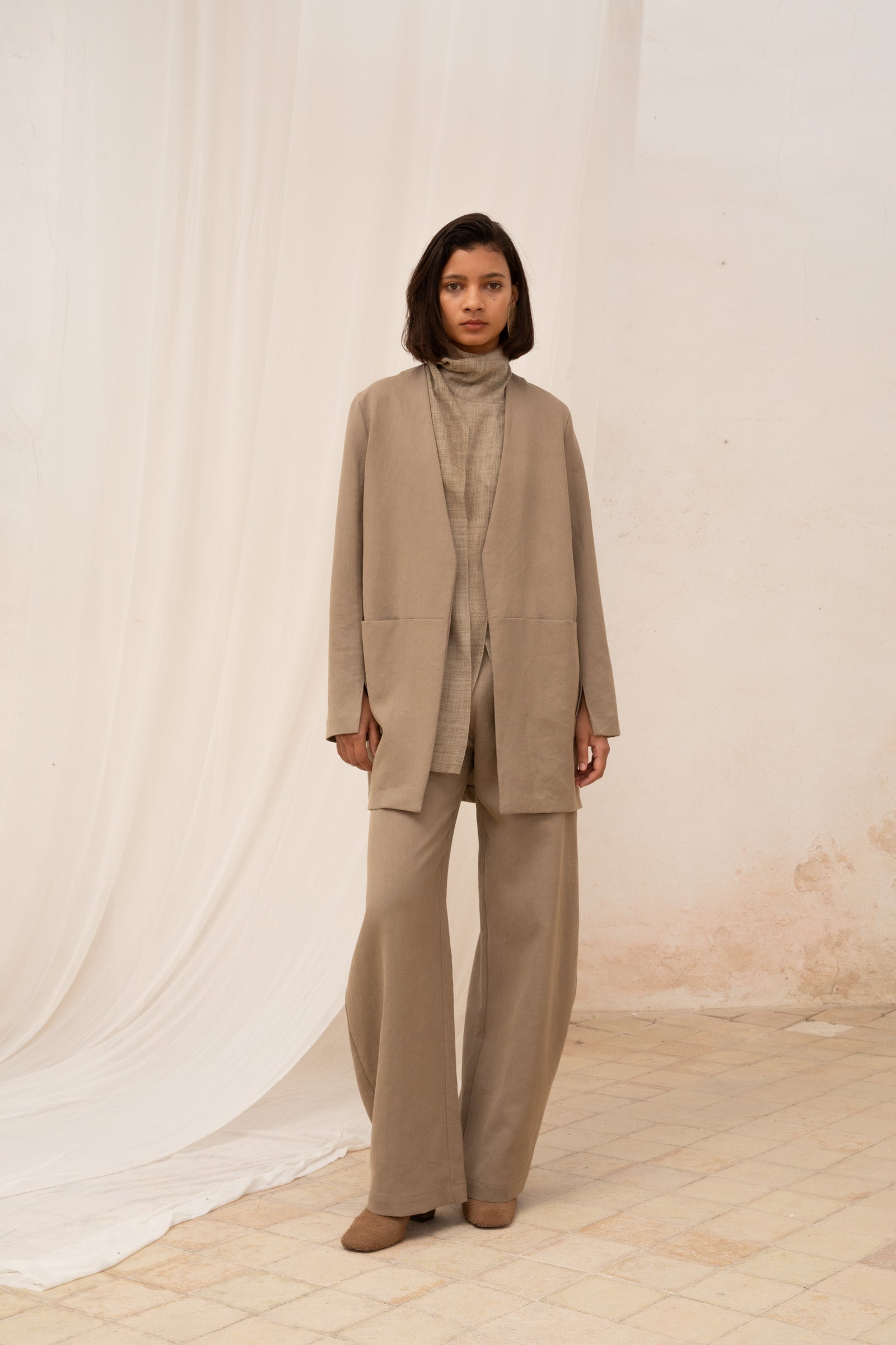 mas-jacket-pants-beth-blouse-