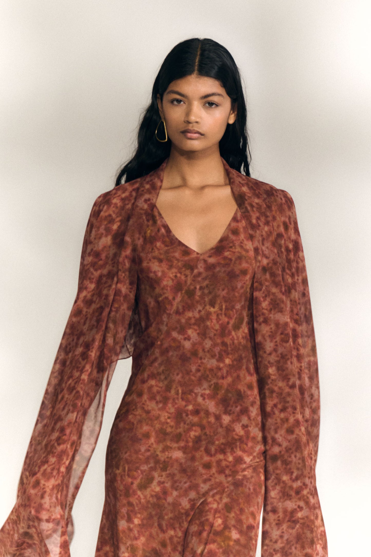 Meena, espurna print silk jacket