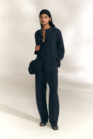 Mel, pure navy linen and silk pants