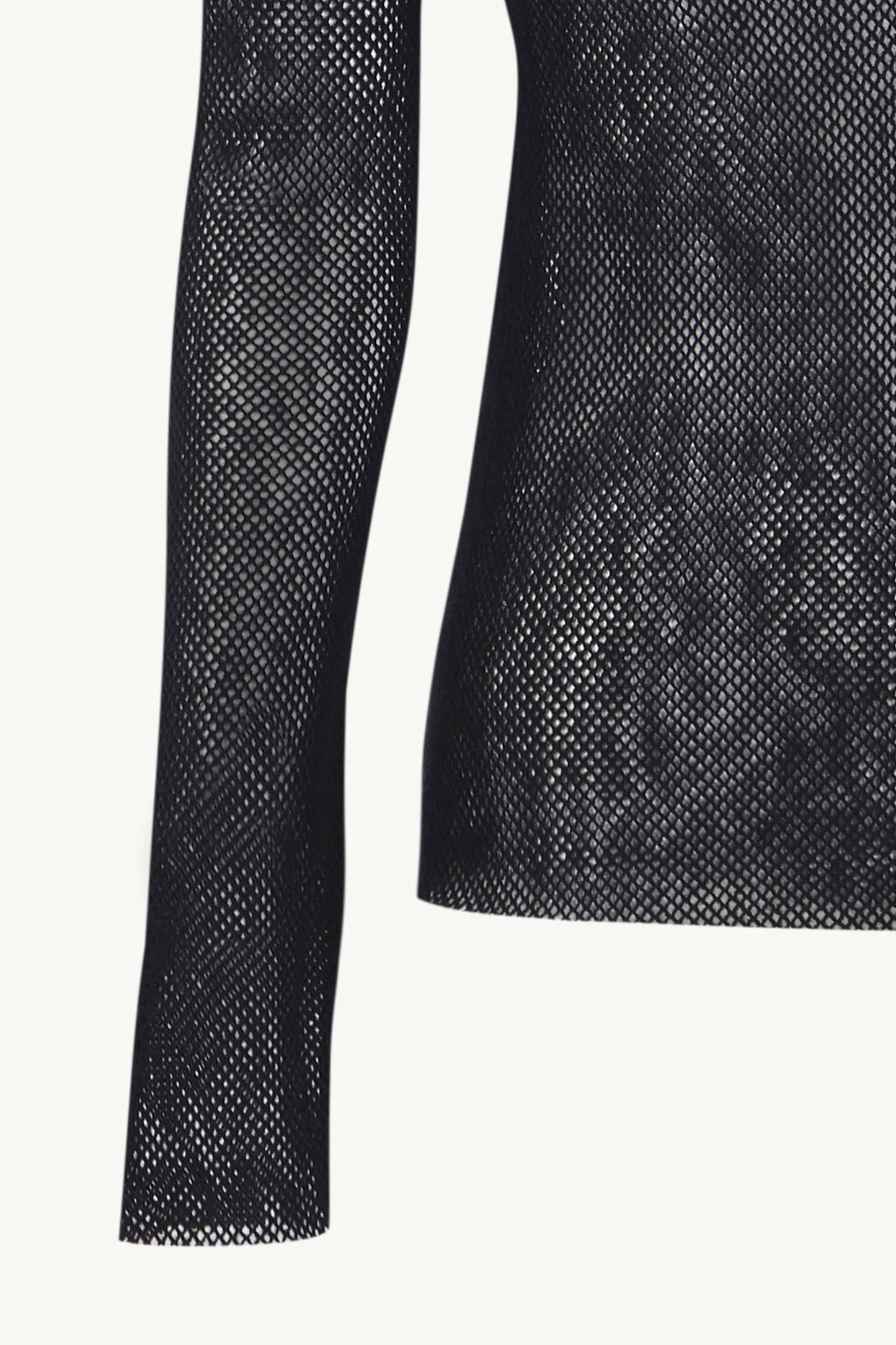 Mesh, stretch wool mesh top