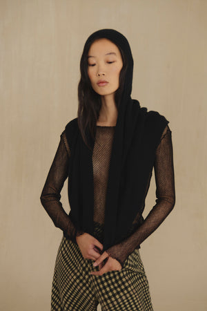 Mesh, stretch wool mesh top