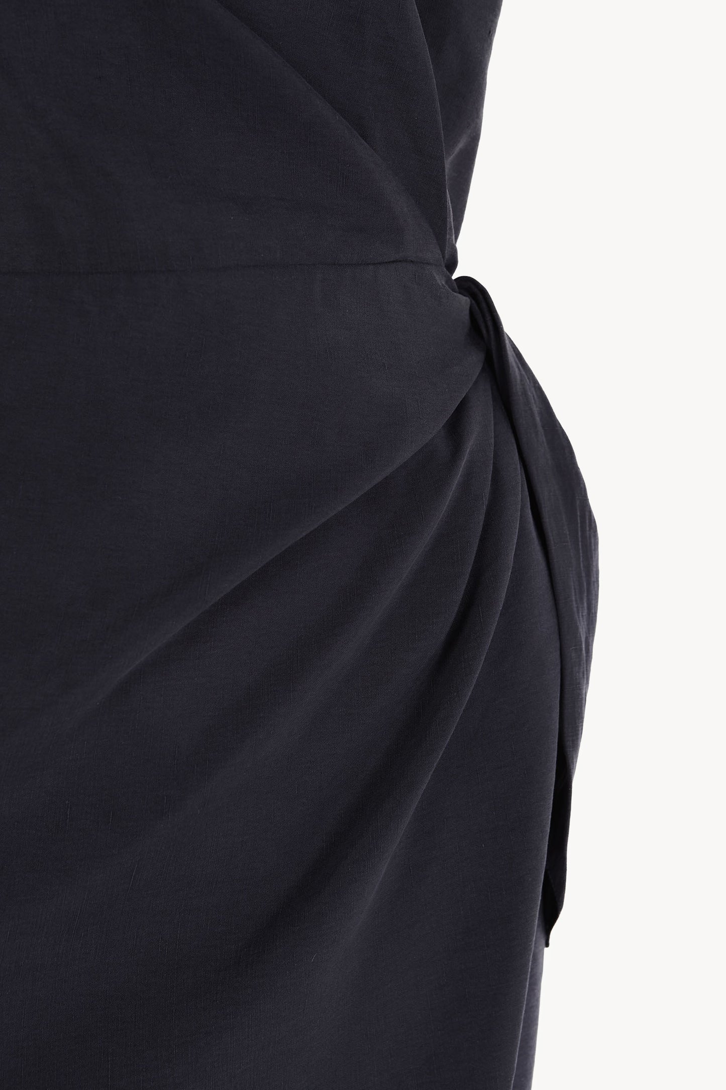 Mona, vestido de lino y seda azul marino