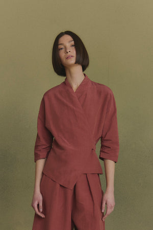 Mona, strawberry silk and linen jacket