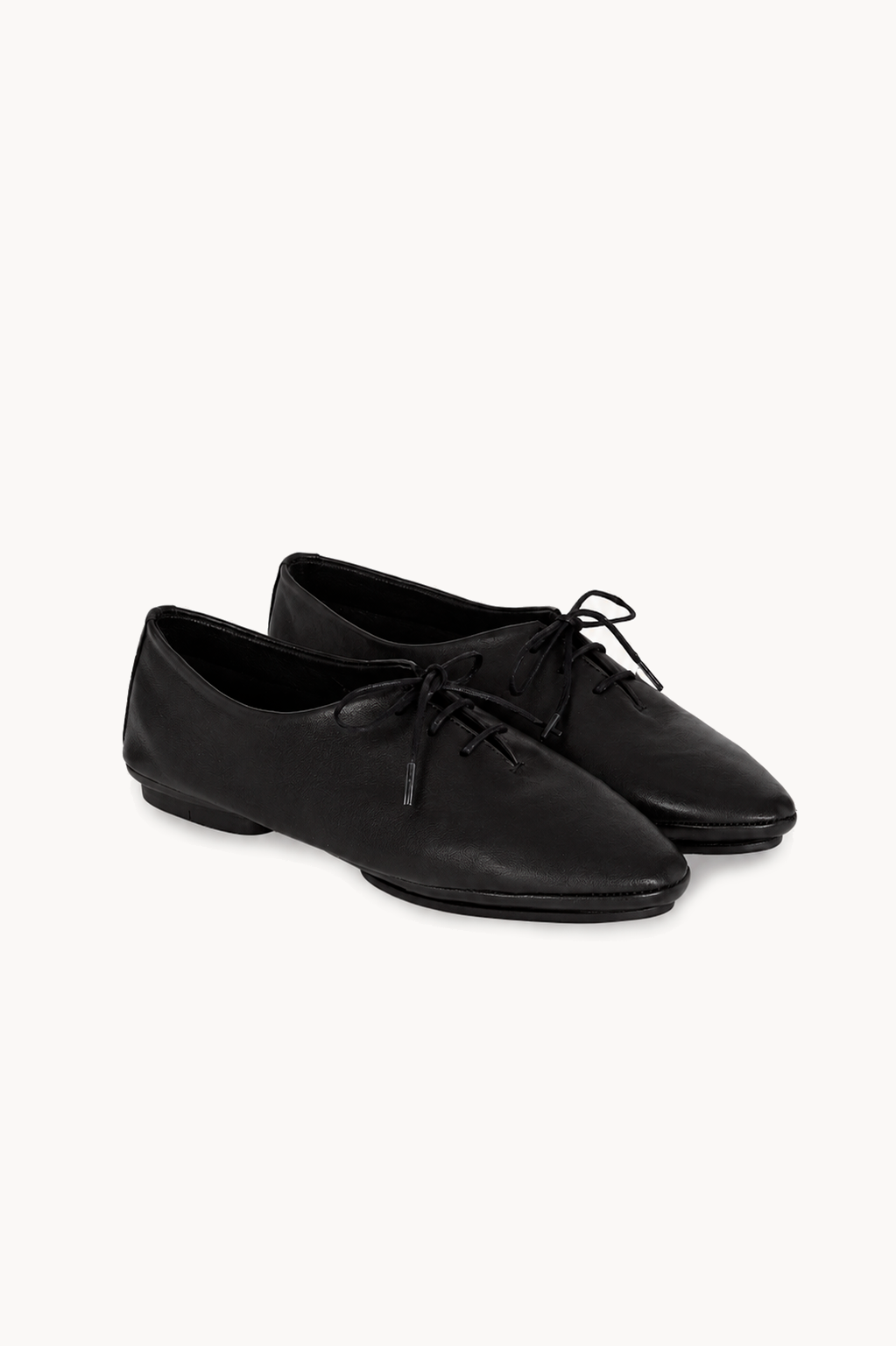 Naila, zapatos oxford de piel negra