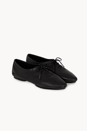 Naila, zapatos oxford de piel negra