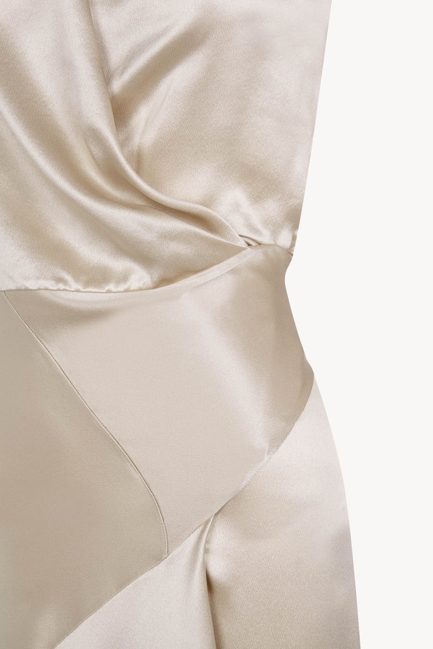Nailah, vestido champagne