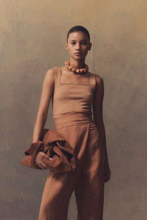 Nayla, bronze knit top