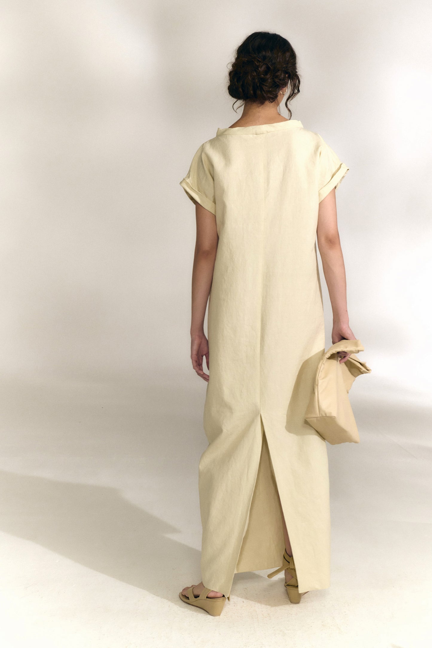 Noa, vestido de lino y algodon marfil
