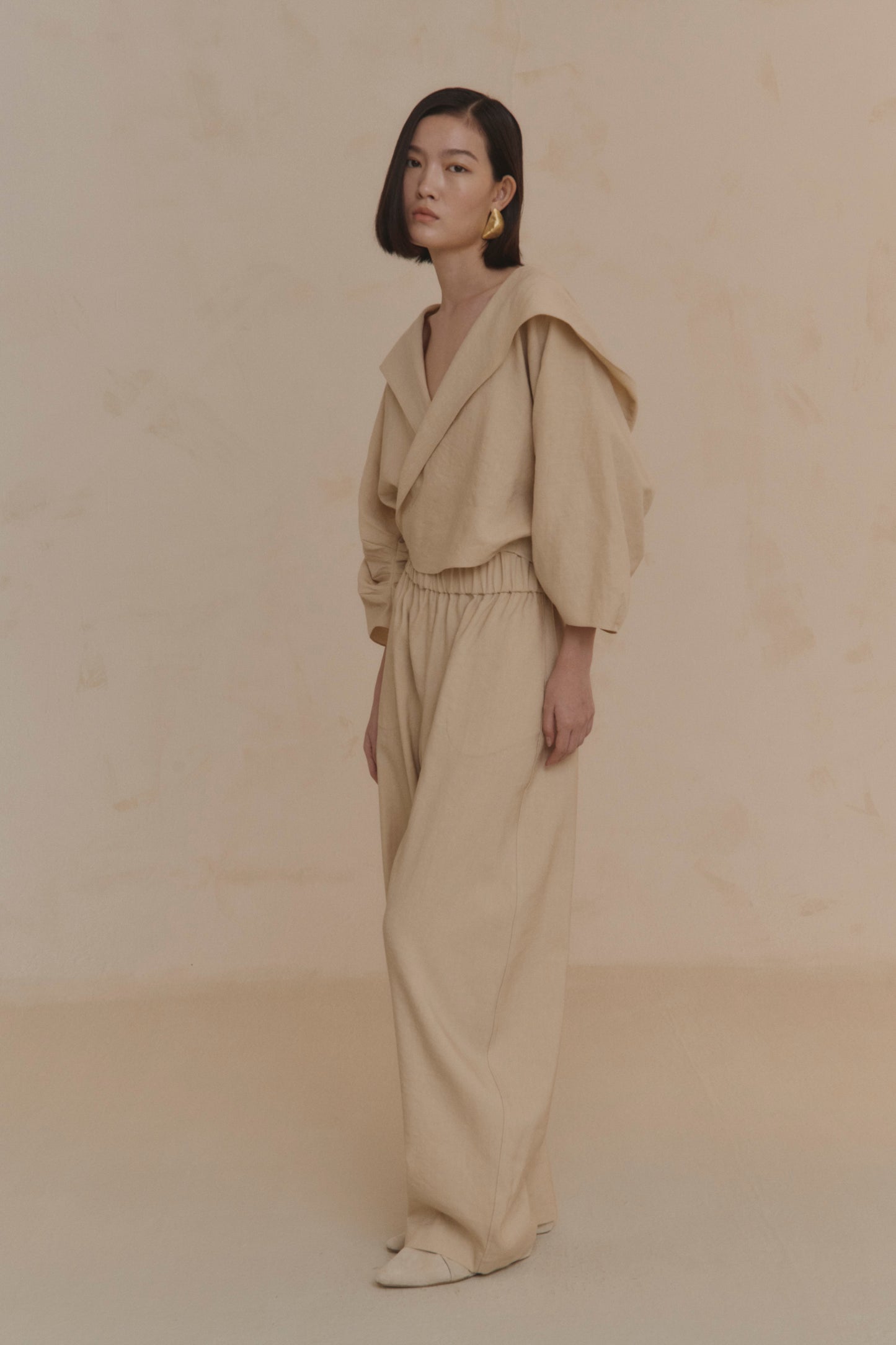 Noa, sand linen and virgin wool jacket
