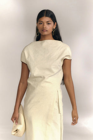 Noe,  ivory asymmetrical top in linen and cotton