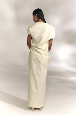 Noe,  ivory asymmetrical top in linen and cotton