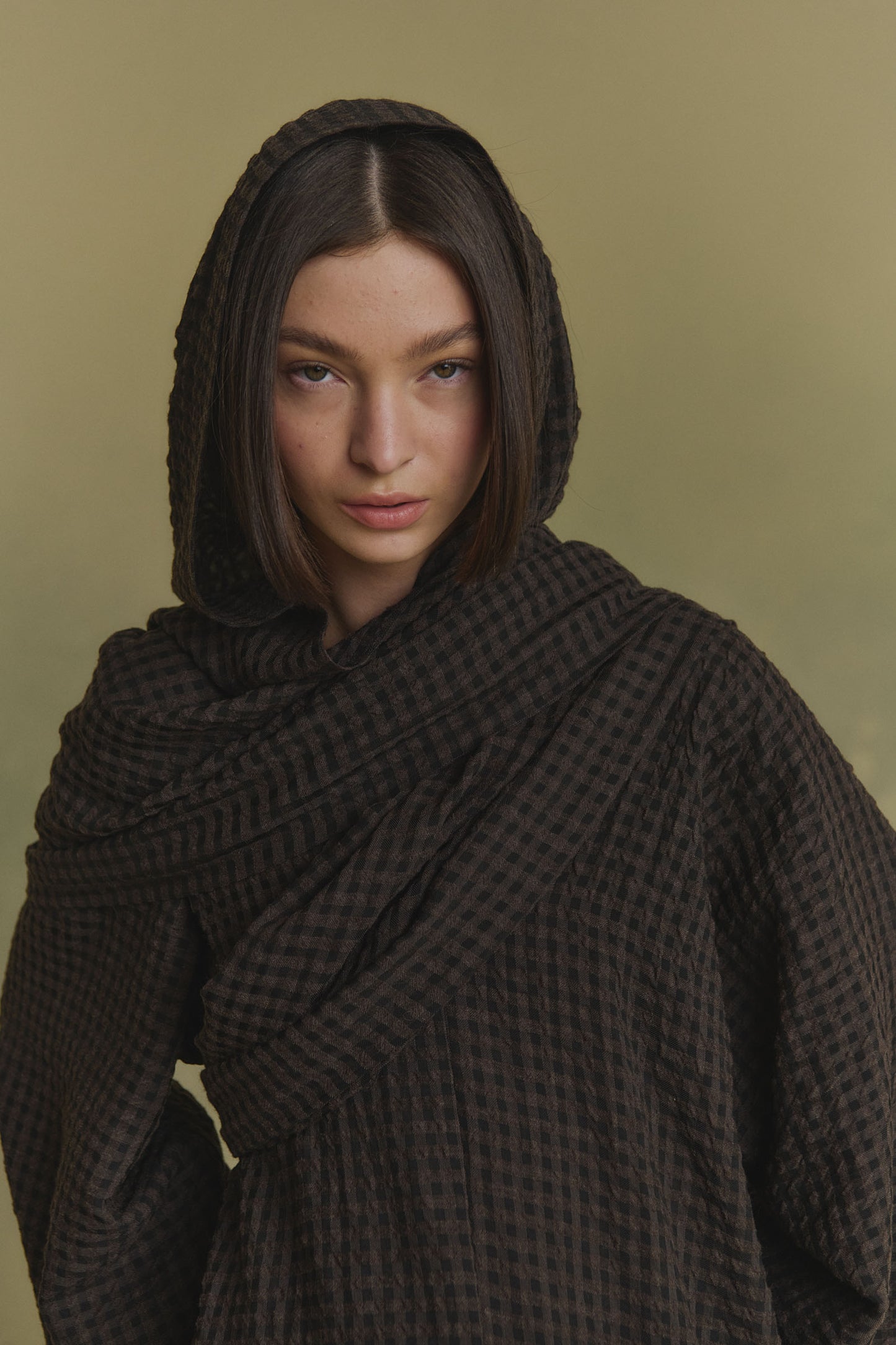 Nuna, brown checked jacquard scarf