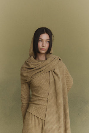 Nuna, beige checked jacquard scarf