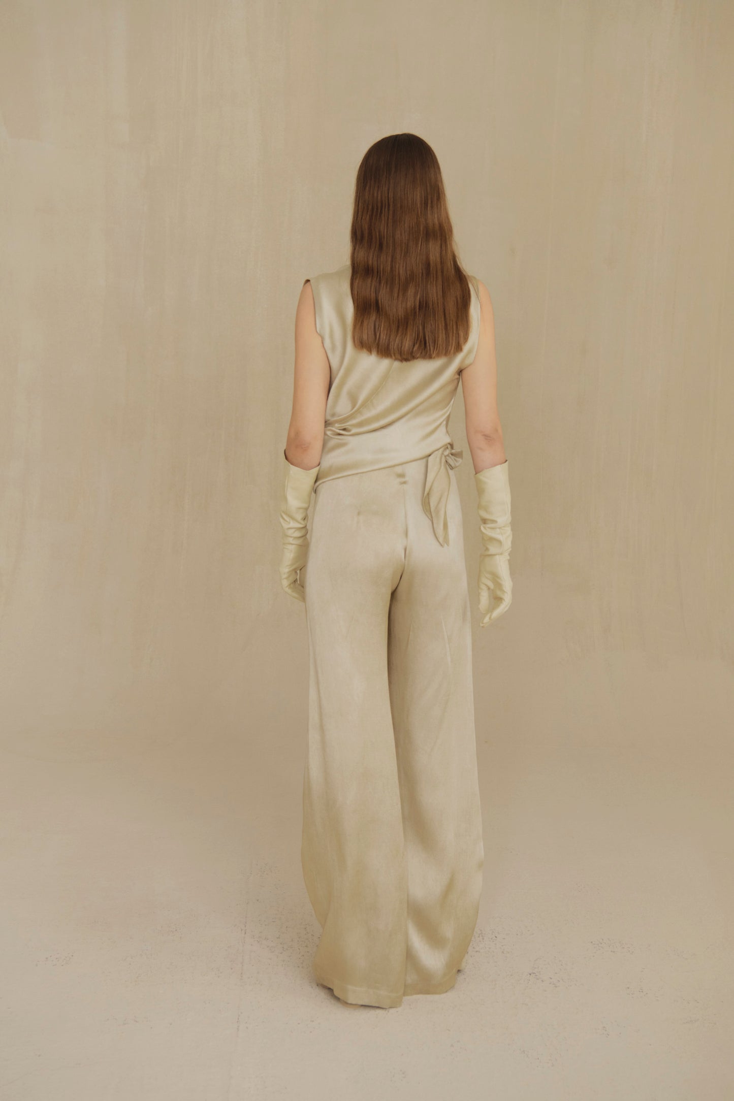 Ocaso, pearl maltinto asymmetric top